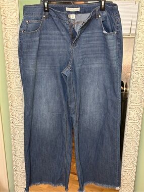 Wide Leg Women’s Jeans Flare in Medium Blue